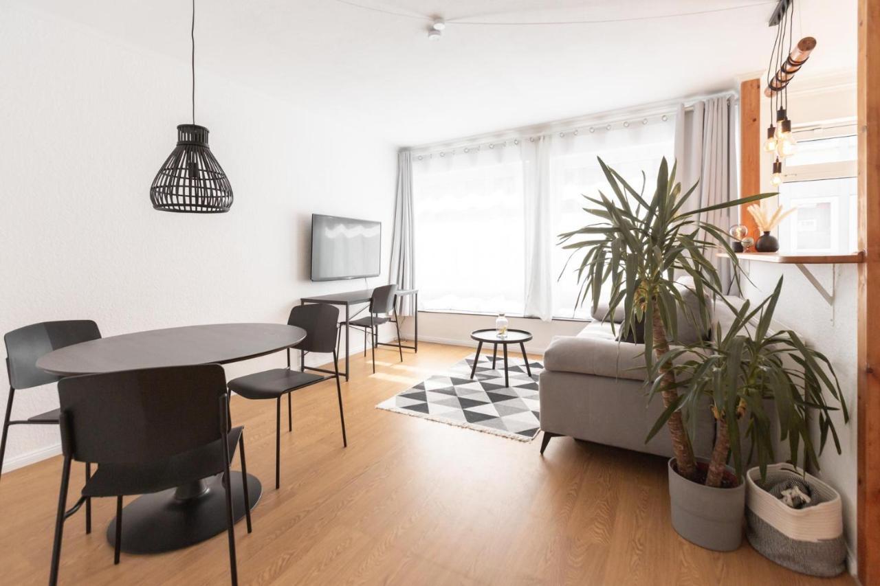 Koje Drei I Zentrales Apartment Mit Parkplatz Bremerhaven Exteriör bild